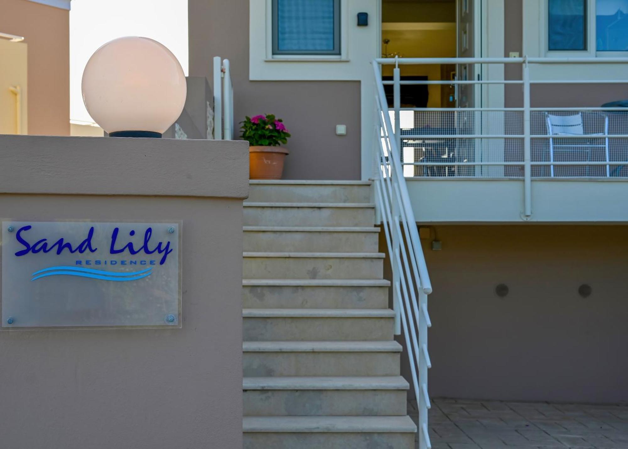 Sand Lily Residence Плакиас Экстерьер фото
